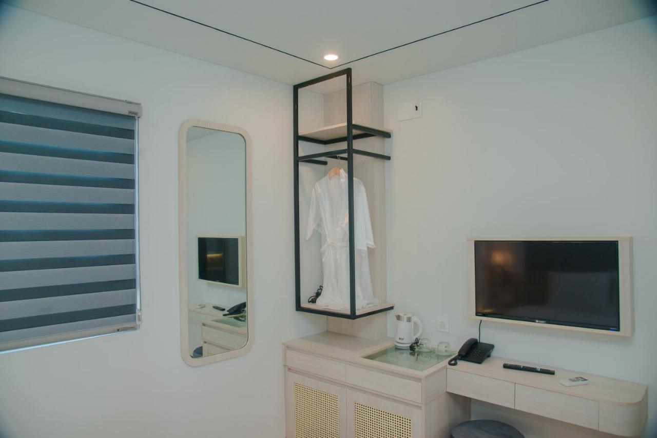 Y'S Sea House Hotel Quy Nhon Buitenkant foto